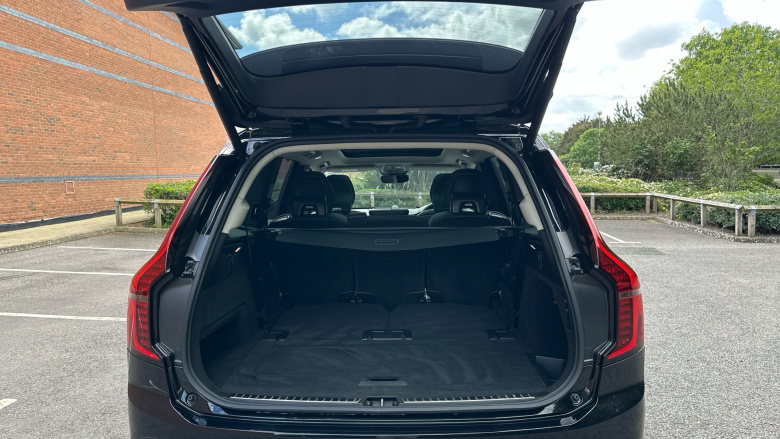 Volvo XC90 2.0 B5P Ultra Dark 5dr AWD Geartronic Petrol Estate